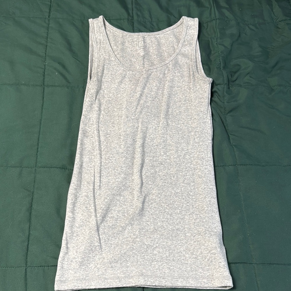 GAP Gray Fitted Sleeveless Tank Top